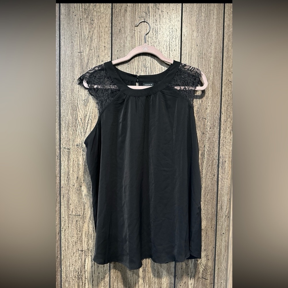 Torrid Lace sleeveless top